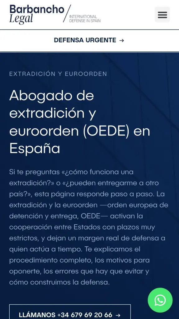 Página del área de extradición y euroorden de Barbancho Legal en el móvil, con el botón de llamada y el WhatsApp flotante